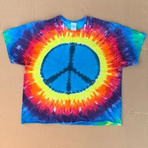 Tie Dyed Peace symbol cropped T-shirt